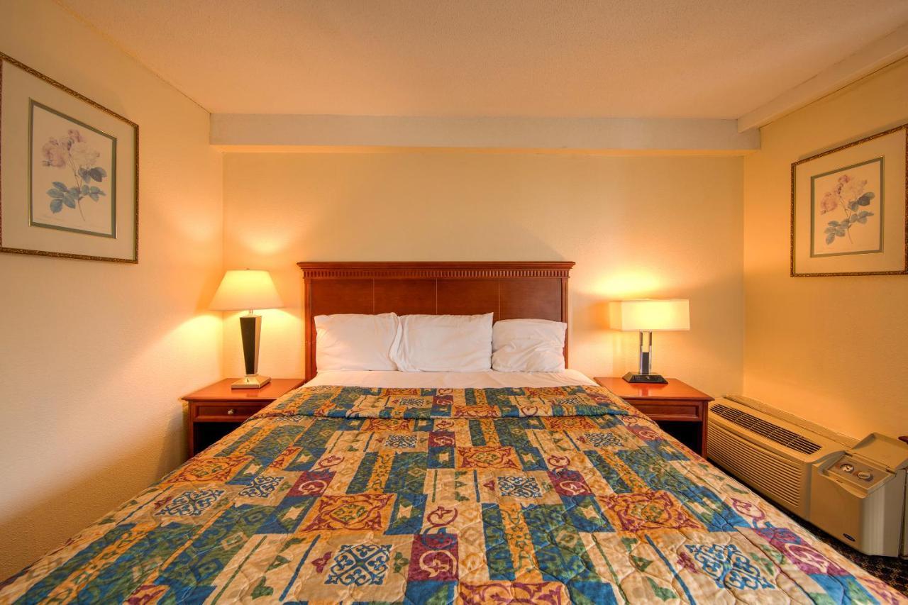 Travel Inn Petersburg Luaran gambar