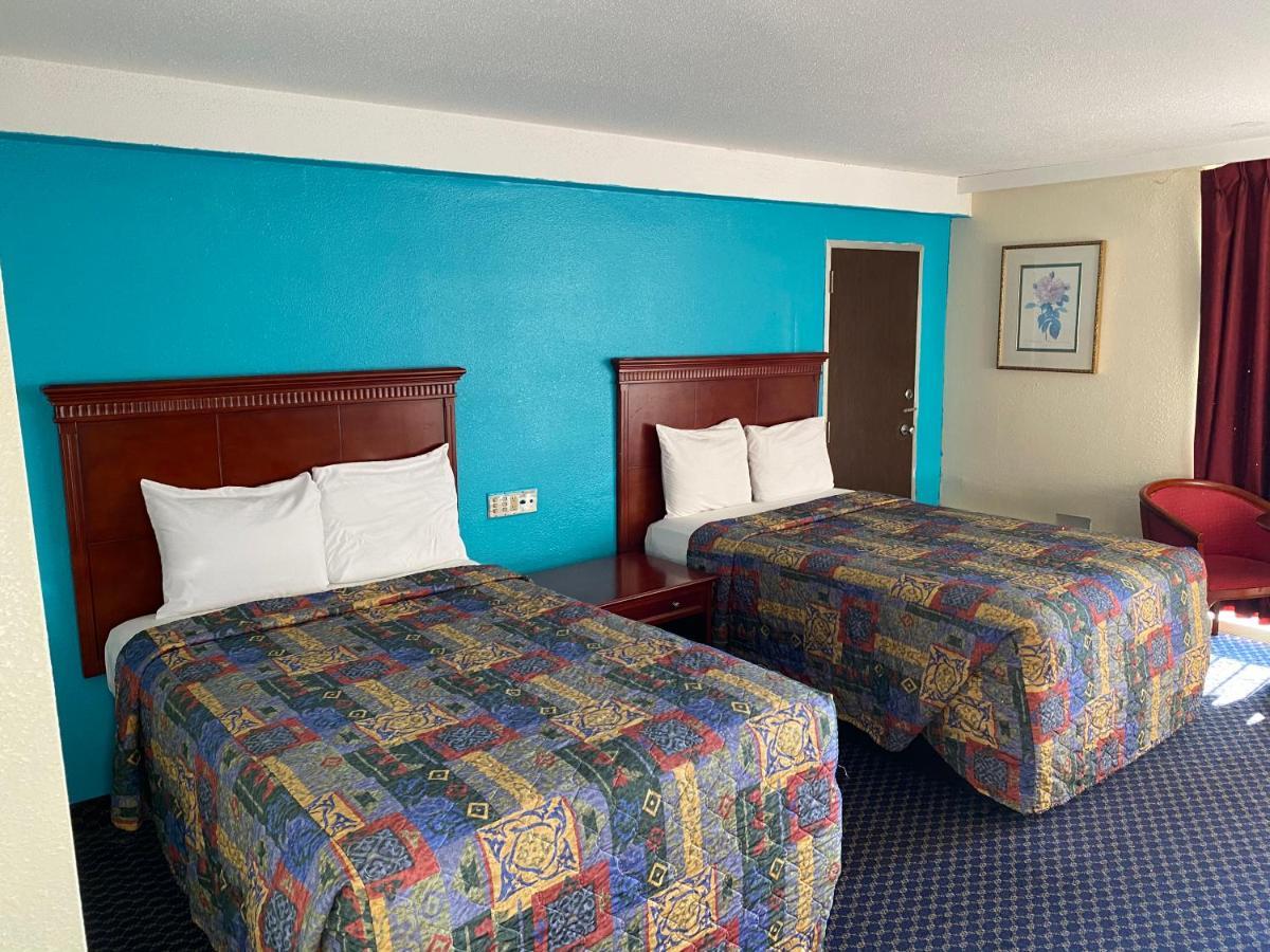 Travel Inn Petersburg Luaran gambar