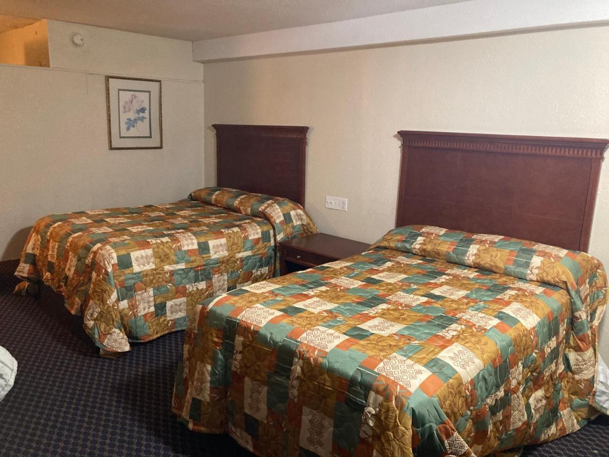 Travel Inn Petersburg Luaran gambar