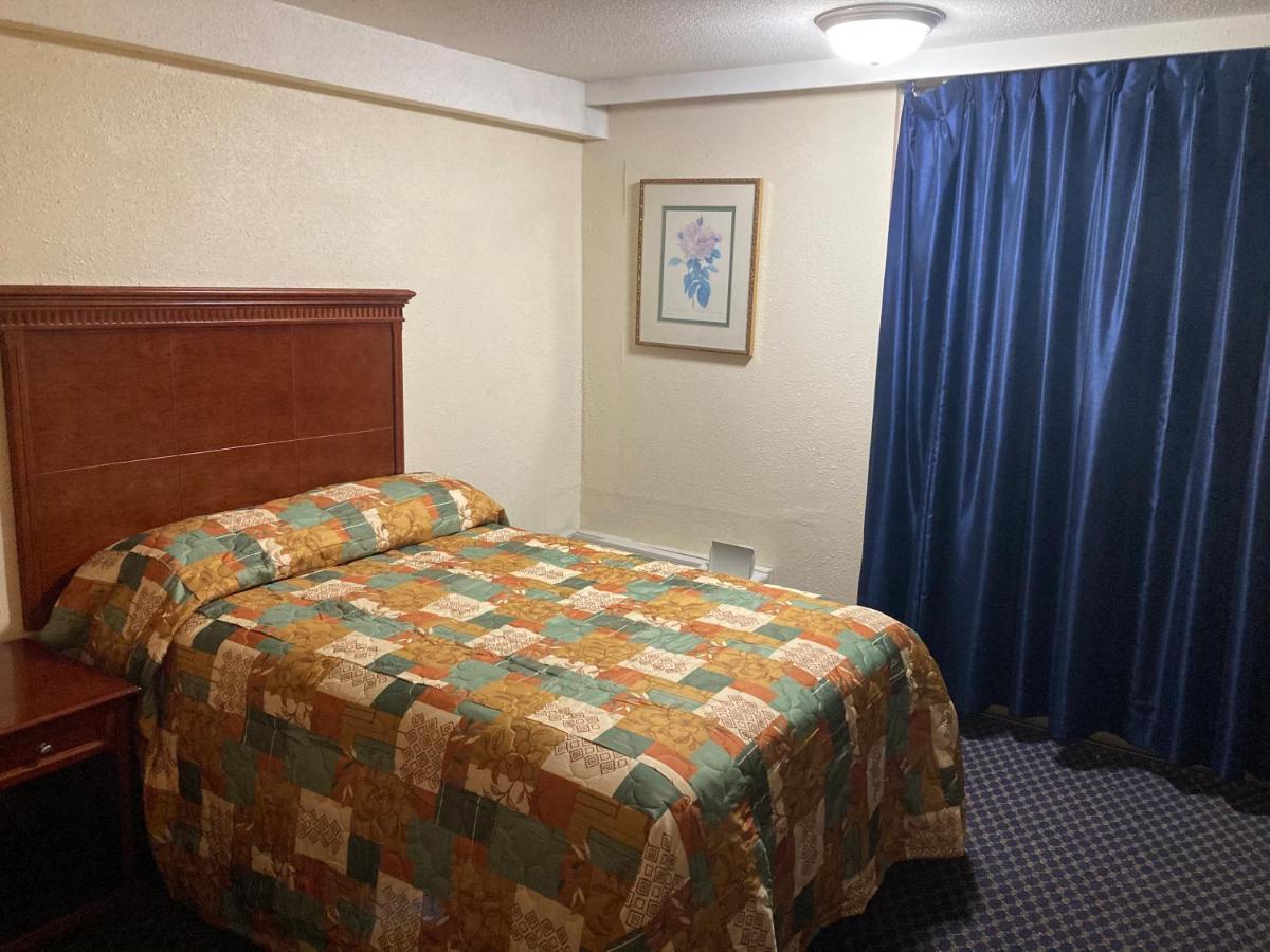 Travel Inn Petersburg Luaran gambar
