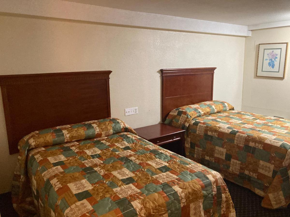 Travel Inn Petersburg Luaran gambar