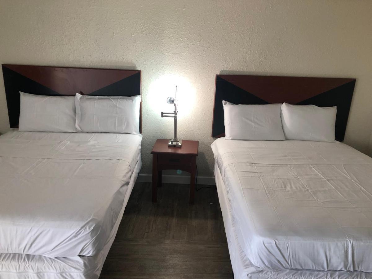 Travel Inn Petersburg Luaran gambar