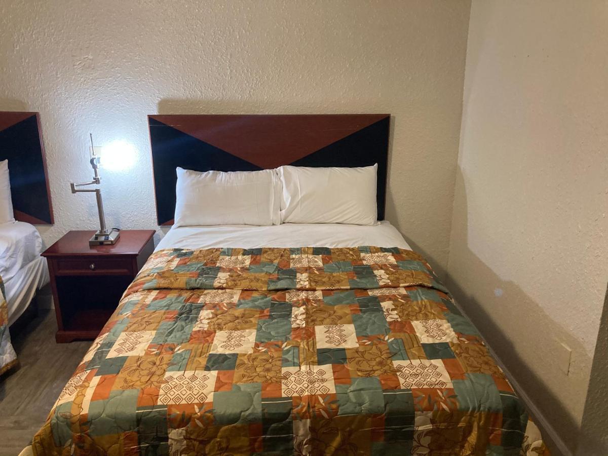 Travel Inn Petersburg Luaran gambar