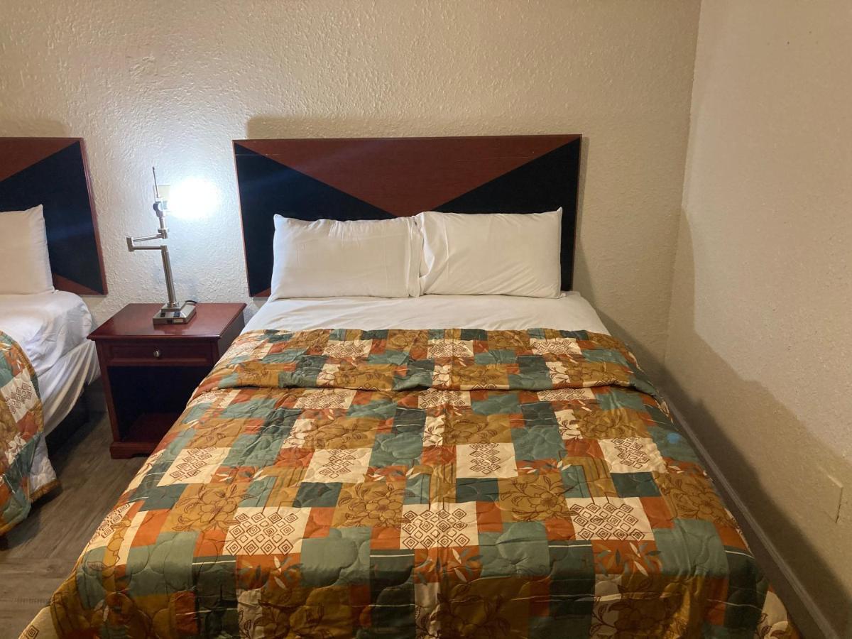 Travel Inn Petersburg Luaran gambar