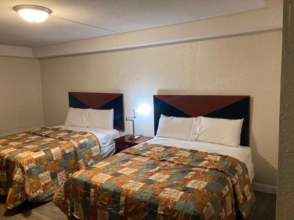 Travel Inn Petersburg Luaran gambar