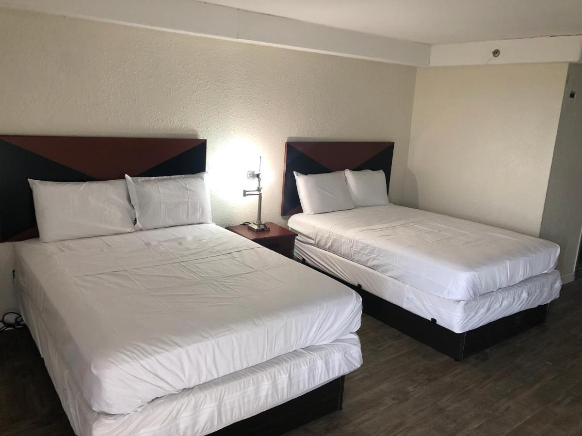 Travel Inn Petersburg Luaran gambar