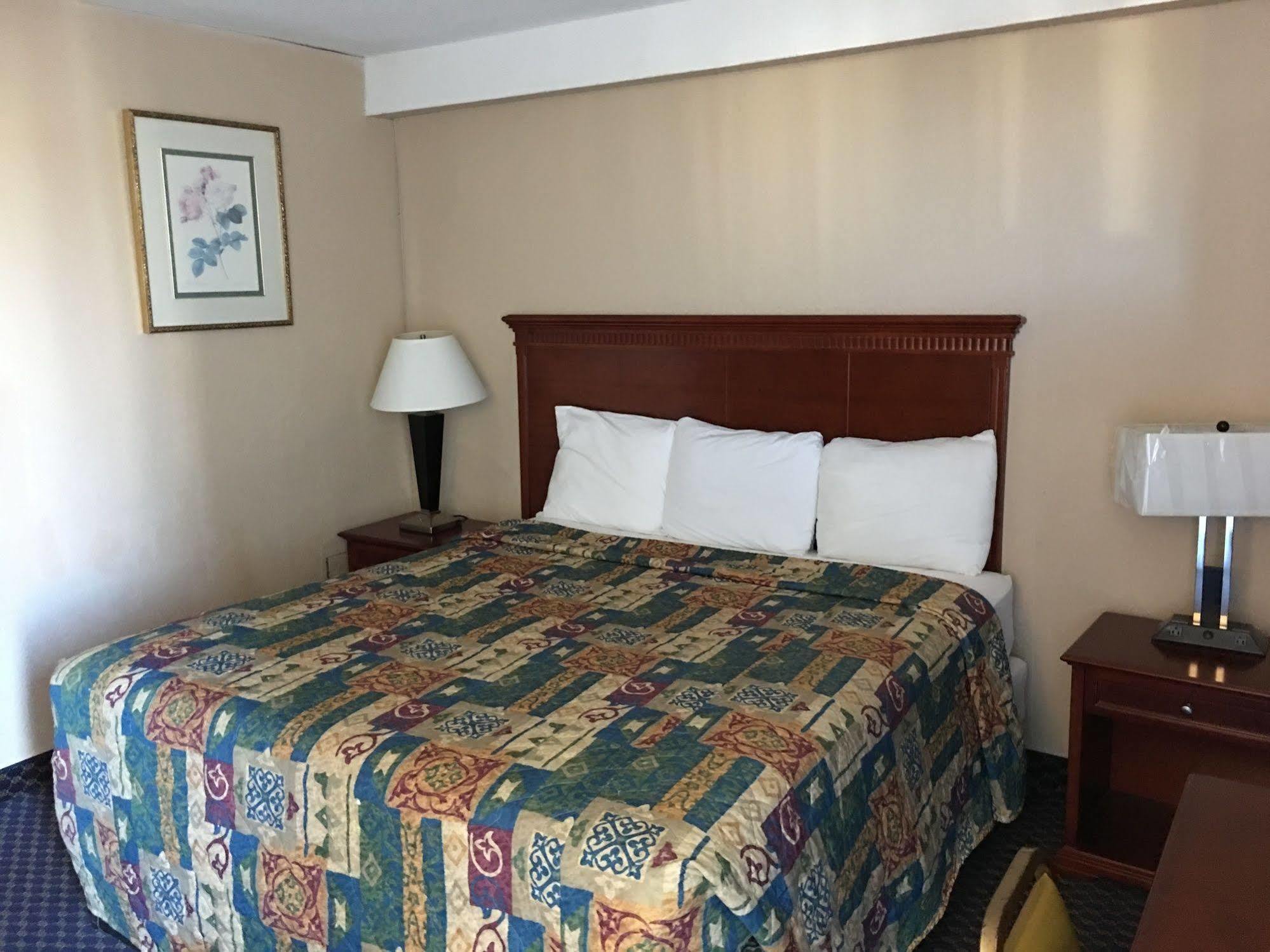 Travel Inn Petersburg Luaran gambar