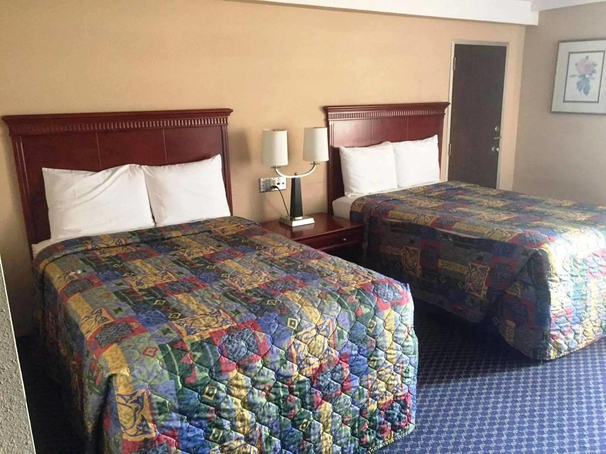 Travel Inn Petersburg Luaran gambar