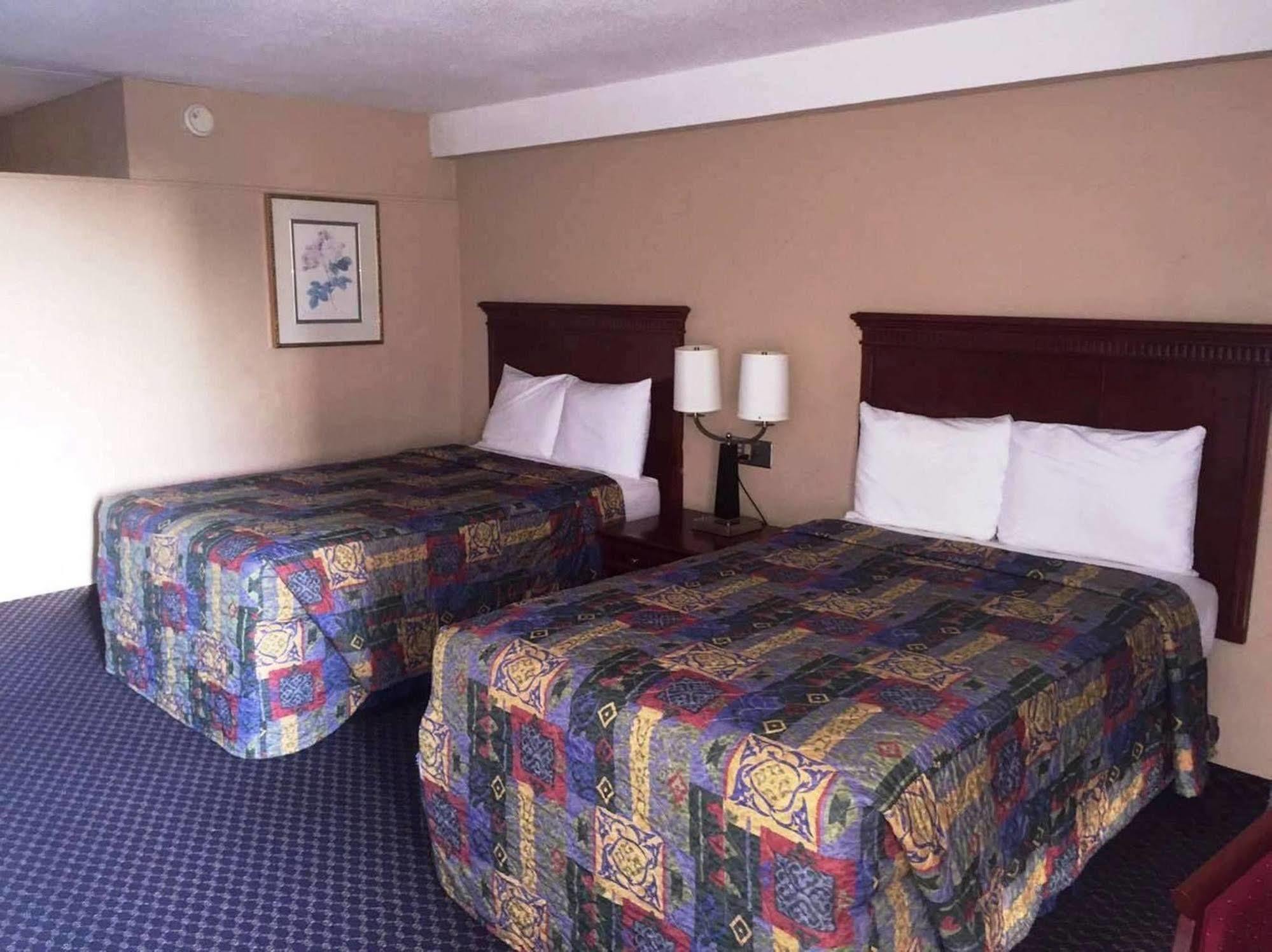 Travel Inn Petersburg Luaran gambar