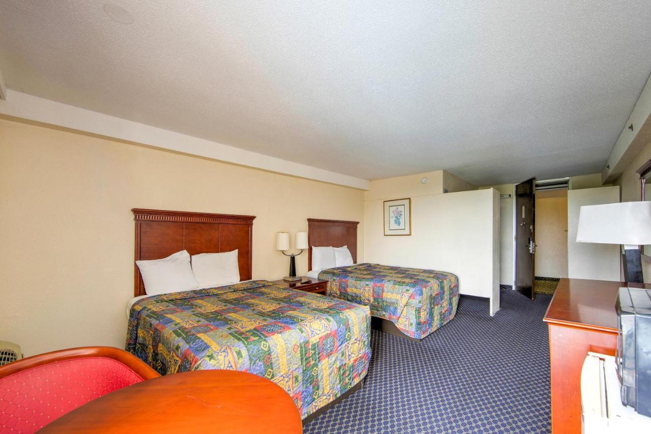 Travel Inn Petersburg Luaran gambar